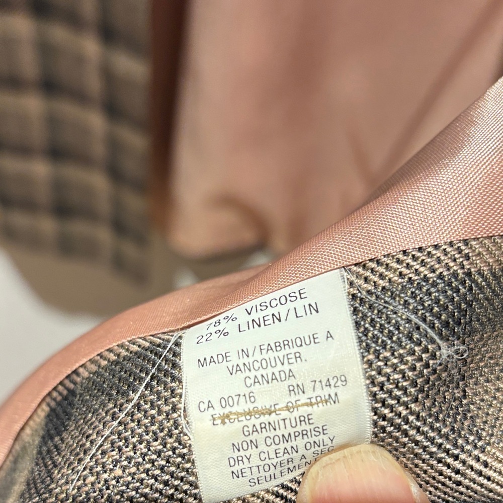 “If This Doesn’t Sell I’m Keeping It” Plaid Blazer | Made in Canada - Picture 7 of 8